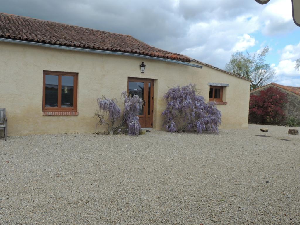 Le Mas D'Anjou Hotel Tigne Exterior photo